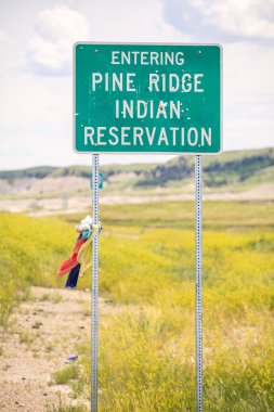 Pine ridge indian rezervasyon yol işareti girme