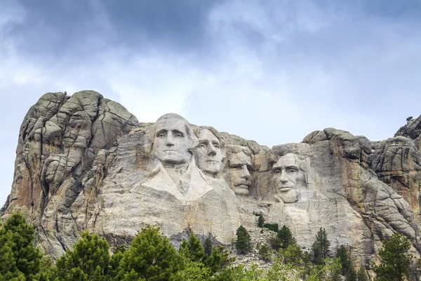 Ordförandena i mount rushmore nationalmonument. — Stockfoto