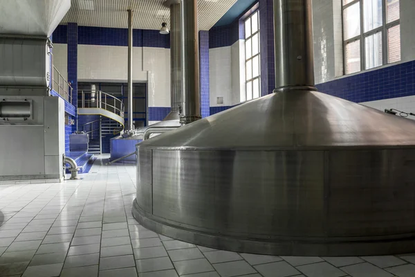 Moderní pivo pivovar. — Stock fotografie