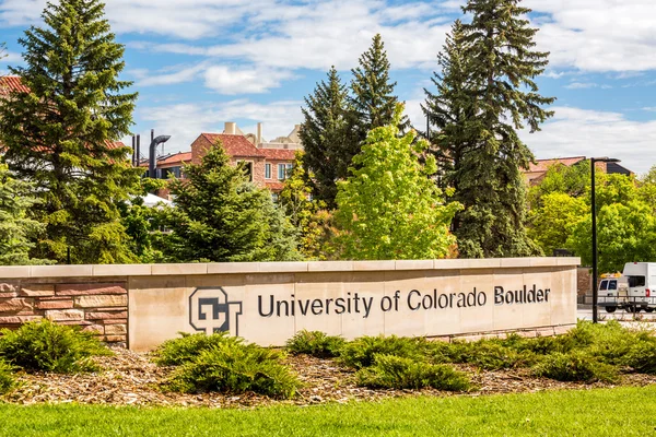 Sinal de Pedra da Universidade do Colorado — Fotografia de Stock