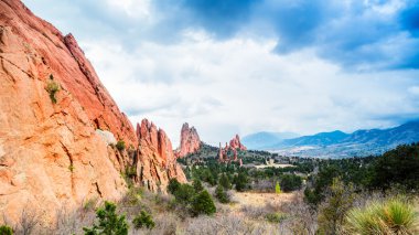Tanrıların Bahçesi.