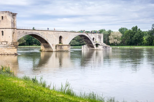 Berömda bron i Avignon — Stockfoto