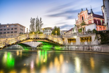 Ljubljana şehir merkezi - Tromostovje, Slovenya