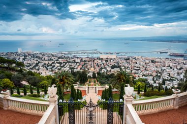 Panorama Haifa - bağlantı noktası ve Bahai Bahçe, İsrail