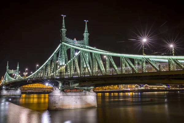 Pont à chaînes à Budapest, Hongrie — Photo