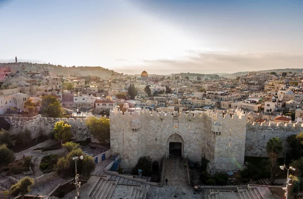 Skyline de la Ciudad Vieja en Jerusalén desde el norte, Israel . —  Fotos de Stock