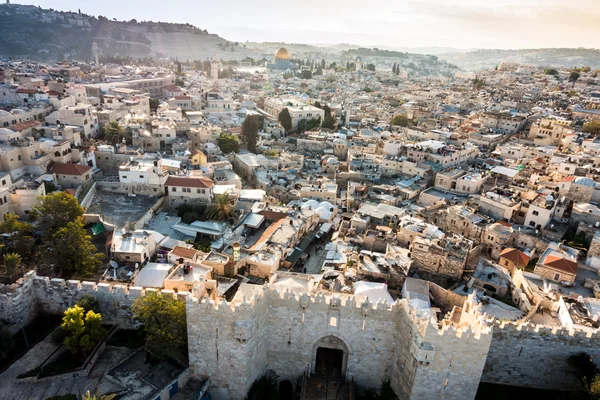 Skyline de la Ciudad Vieja en Jerusalén desde el norte, Israel . —  Fotos de Stock