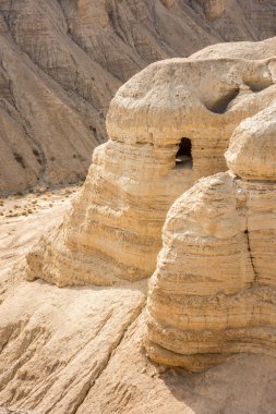 Dead sea scrolls bulunduğu Qumran içinde mağara