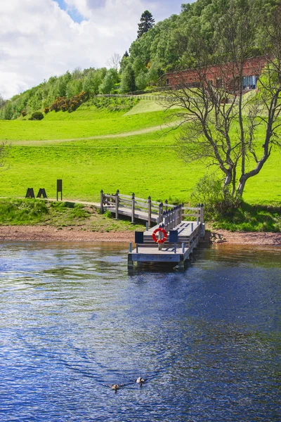 Pier a Loch Ness in Scozia — Foto Stock