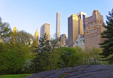 Midtown Manhattan'ın Central Park Doğu gökdelenlerin manzarası ile
