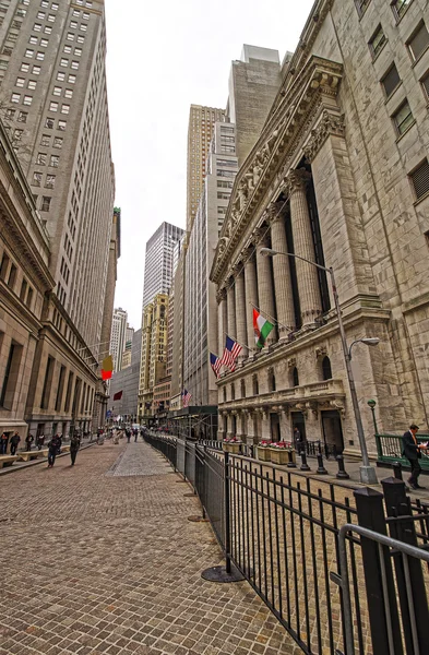 Street View van New York Stock Exchange op Wall Street — Stockfoto