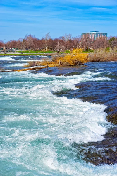 Küszöbértékei Niagara folyó az amerikai rész — Stock Fotó