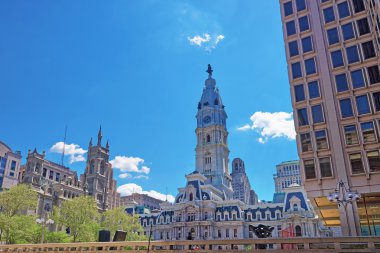 Philadelphia City Hall ile William Penn heykel kule üzerinde