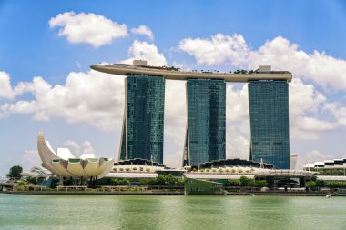 Artscience Müzesi ve Marina Bay Sands Hotel ve Casino