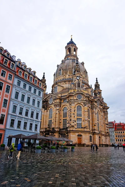 Frauenkirche en el centro de Dresde Alemania — Foto de Stock