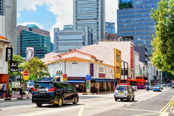 Magasins de maisons dans le quartier Boat Quay à South Bridge Road — Photo