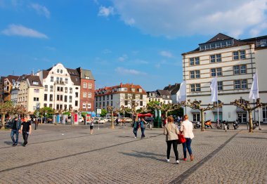 Almanya'da Düsseldorf eski şehir merkezi