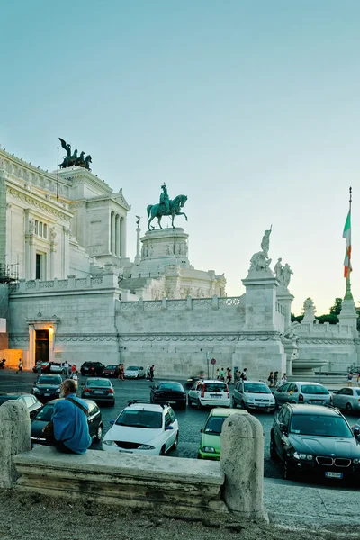Monumento de Víctor Manuel en Piazza Venezia en Roma Italia — Foto de Stock