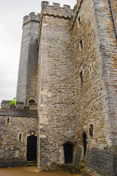 Башня в замке Кардифф в Кардиффе в Уэльсе — стоковое фото