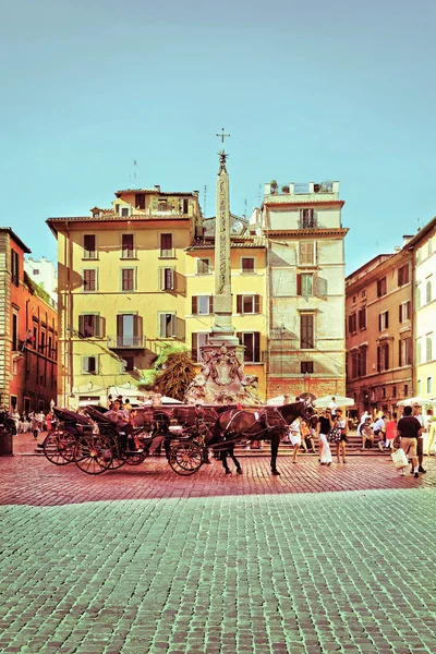 Panteón y Fuente del Panteón de Roma en Italia — Foto de Stock