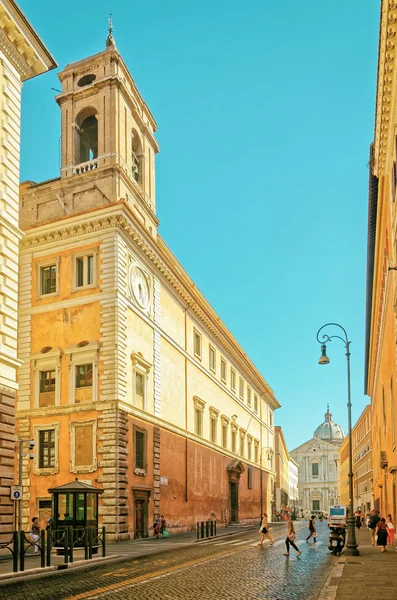 Iglesia de Sant Andrea della Valle en Corso del Rinascimento Roma — Foto de Stock