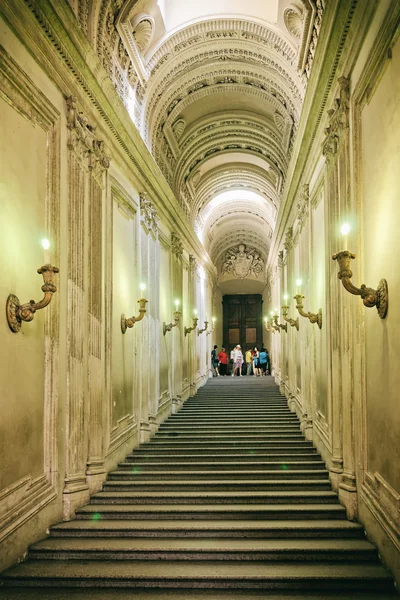 Staircase in Saint Peter Basilica in Vatican of Italy — Stock Photo, Image