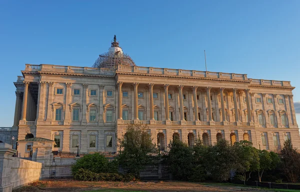 Pohled zpět na Capitol Spojených států amerických — Stock fotografie