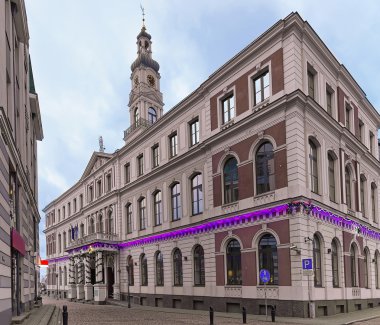 Riga belediye meclisi üzerinde Belediye Meydanı Noel Riga
