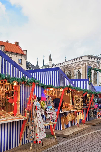 Een deel van de kerstmarkt op het Livu-plein in Riga — Stockfoto