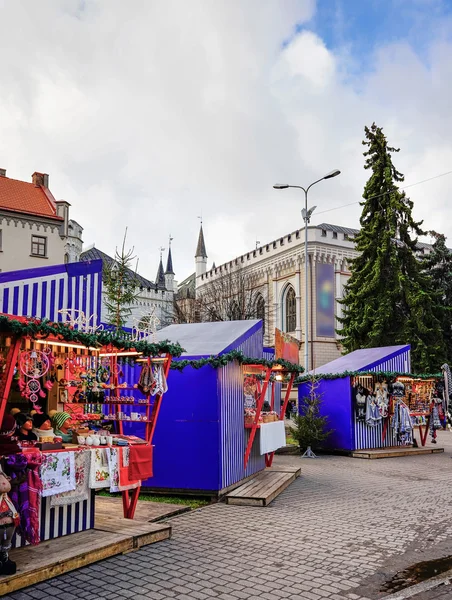 Mercado de Natal na Praça Livu em Riga — Fotografia de Stock