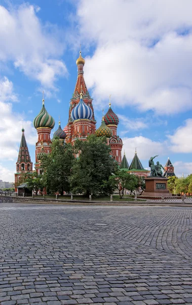 모스크바의 붉은 광장에 있는 St.Basils Cathedral — 스톡 사진