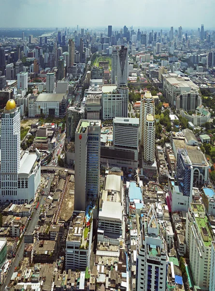 Panoramic view to the Bangkok skyline — Stock Photo, Image