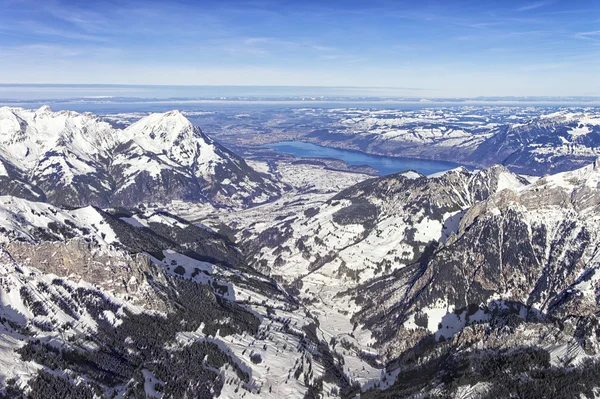 Swiss alpine Jungfrau region and Thun lake landscape — Stock Photo, Image