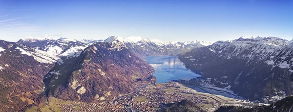 Aerial panorama city of Interlaken and Brienz lake — Stock Photo, Image