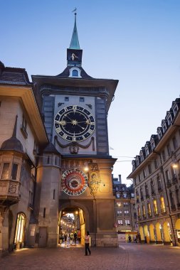 Bern şehir merkezinde Saat Kulesi