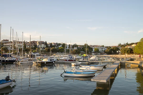 Rows of boats in marina in adriatic sea bay harbor in Pula, Croa — Stock Photo, Image