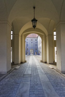 Koridor geçiş ile fener