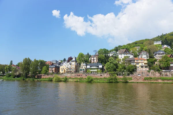 Quay of Neckar river in summer — Stock Photo, Image