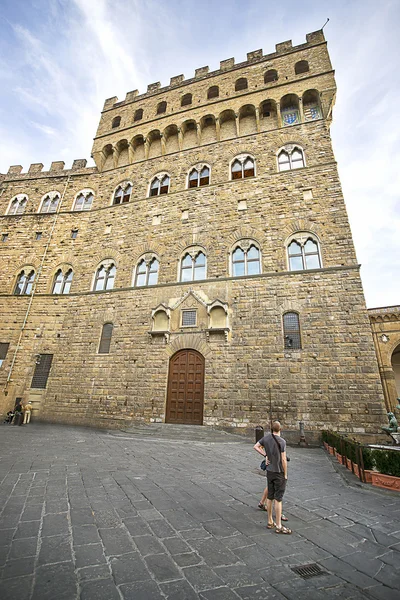 Antico Palazzo (Palazzo Vecchio) in Piazza della Signora (Piazza della — Foto Stock