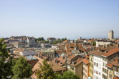 Lausanne manzarası görünümünde yaz Cenevre Gölü