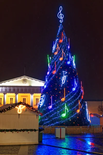 Різдвяний ярмарок у історичному центрі Вільнюса, — стокове фото