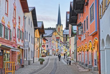 Cozy narrow street of Garmisch-Partenkirchen