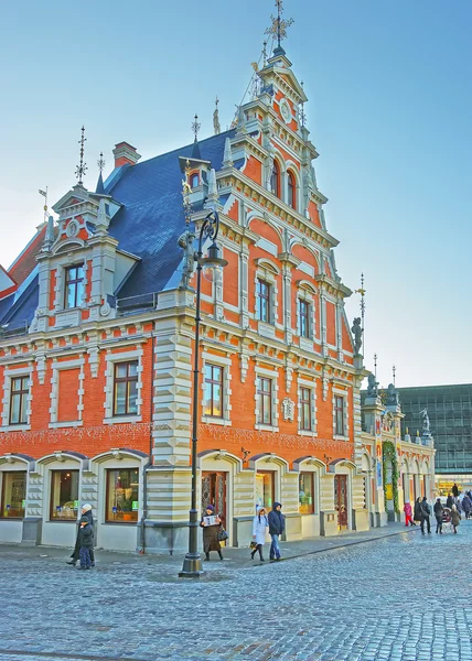 Casa de Blackheads na cidade velha de Riga, na Letónia — Fotografia de Stock
