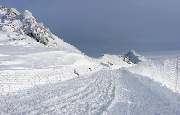 Au sommet de Kasprowy Wierch à Zakopane sur Tatras en hiver — Photo