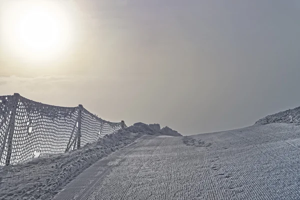 Bevroren schermen mazen in Kasprowy Wierch van Zakopane Tatra bergen — Stockfoto