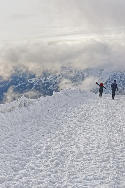 Mensen fotograferen in Kasprowy Zakopane op Tatra Mou Wierch — Stockfoto