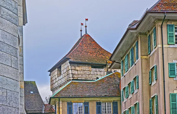 Uitzicht op de daken van de oude stad in Solothurn — Stockfoto