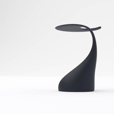 Organik şekilli kahve masası beyaz arka planda izole edilmiş. 