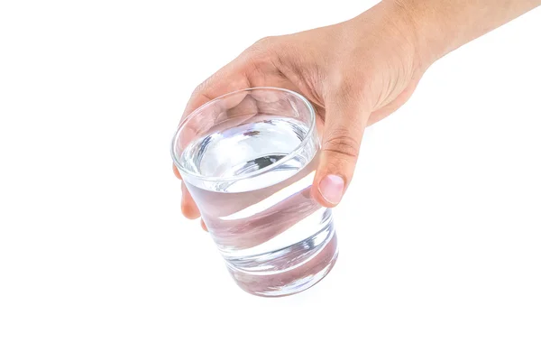 Hand van een man geven een glas met water — Stockfoto