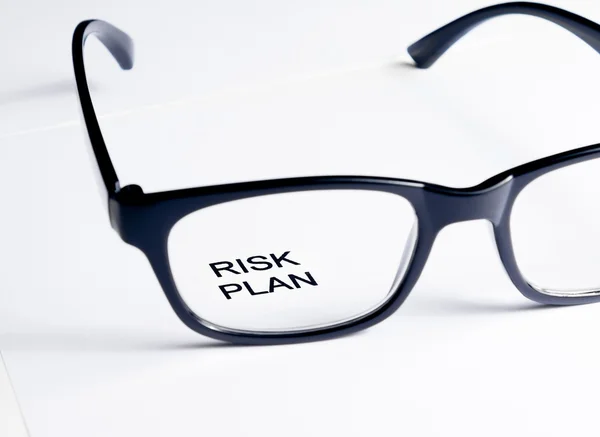 Risk plan words see through glasses lens, business concept — Stock Photo, Image